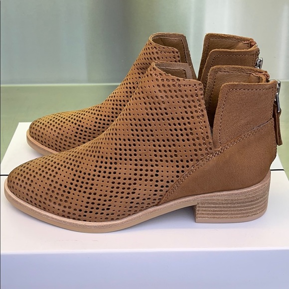 New leather ankle boots from Sundance. - Picture 2 of 8